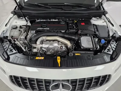 Mercedes-Benz GLB-Class 2025, 2732 км, за 40390.9 USD - фото 6