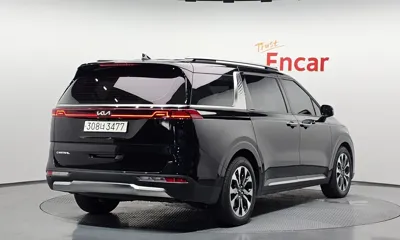 Kia Canival 2023, 48172 км, за 16836.76 USD