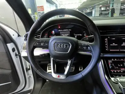 Audi Q7 2022, 31897 км, за 46800.67 USD - фото 8