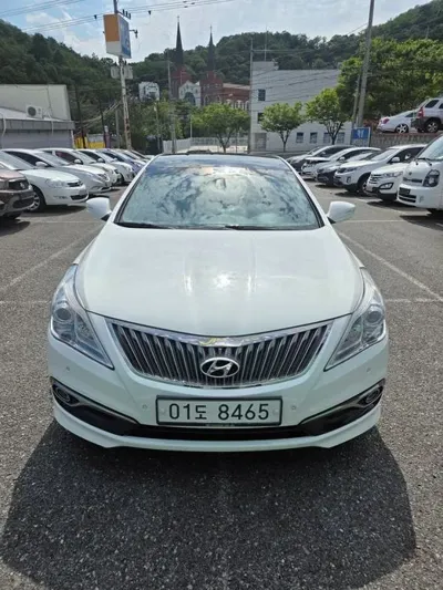 Hyundai Grandeur · 2015 год