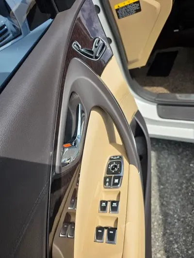 Hyundai Grandeur 2015, 192633 км, за 3807.27 USD - фото 6
