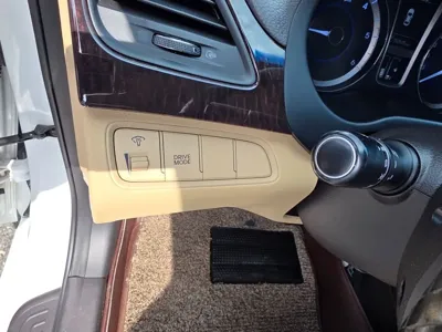 Hyundai Grandeur 2015, 192633 км, за 3807.27 USD - фото 7