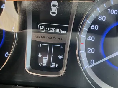 Hyundai Grandeur 2015, 192633 км, за 3807.27 USD - фото 11