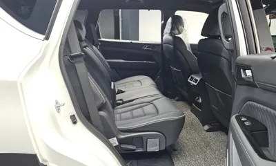 KG_Mobility_Ssangyong Rexton 2025, 3047 км, за 26847.84 USD - фото 12