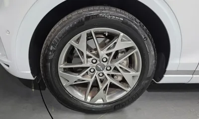 Genesis GV70 2023, 25142 км, за 312.56 USD