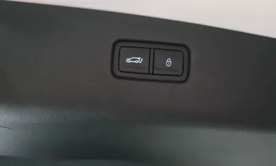 Genesis GV70 2023, 25142 км, за 312.03 USD - фото 20