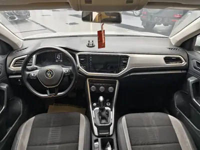 Volkswagen T-Roc 2023, 84000 км, за 10005.69 USD - фото 12