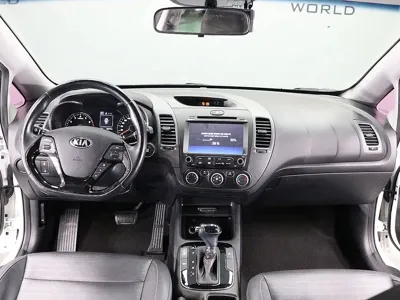 Kia K3 2018, 82174 км, за 6367.34 USD - фото 15