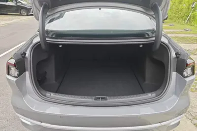 Ford Mondeo 2023, 12800 км, за 17450 USD - фото 16