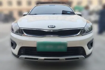 Kia KX Cross 2017, 52700 км, за 6073 USD