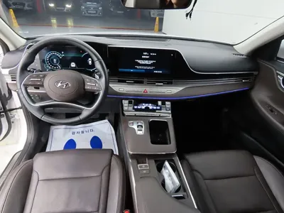 Hyundai Grandeur 2020, 47763 км, за 11069.87 USD - фото 7