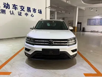 Volkswagen Tharu 2022, 53000 км, за 16774.25 USD