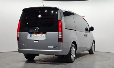 Hyundai Staria 2024, 33958 км, за 17841.1 USD