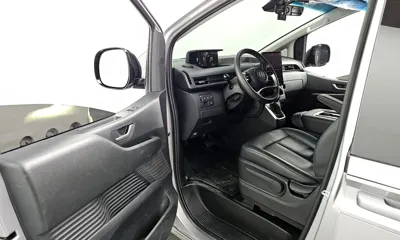Hyundai Staria 2024, 33958 км, за 17841.1 USD - фото 10