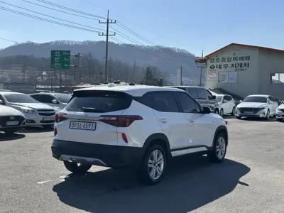 Kia Seltos 2022, 64000 км, за 11898.47 USD - фото 6
