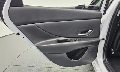Hyundai Avante 2022, 38359 км, за 13485.35 USD - фото 25
