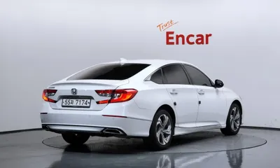 Honda Accord 2019, 97534 км, за 9960.92 USD