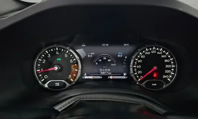 Jeep Renegade 2019, 69617 км, за 9058.68 USD - фото 8