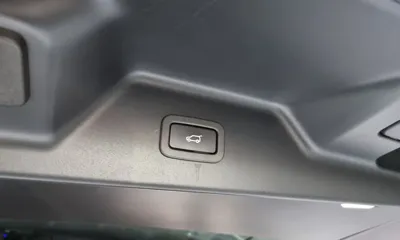 Land Rover Range Rover 2017, 91190 км, за 37375.18 USD - фото 20