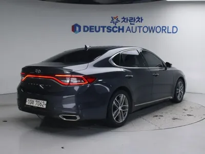 Hyundai Grandeur 2018, 164938 км, за 8326.84 USD