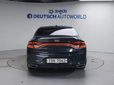 Hyundai Grandeur 2018, 164938 км, за 8326.84 USD