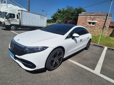 Mercedes-Benz EQS 2022, 48000 км, за 38189.69 USD