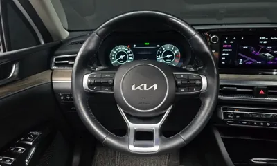 Kia K5 2022, 74336 км, за 26434.44 USD - фото 13