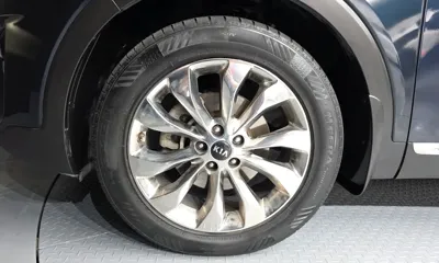 Kia Sorento 2018, 227968 км, за 9053.27 USD