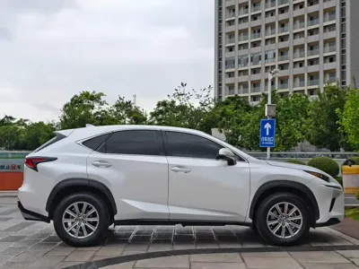 Lexus NX 2018, 48000 км, за 18887.57 USD