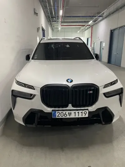 BMW X7 2024, 27200 км, за 41915.33 USD