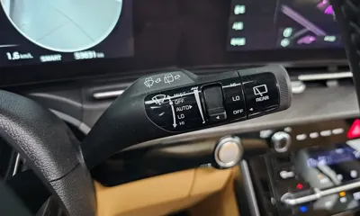 Kia Canival 2023, 59831 км, за 19764.69 USD - фото 20
