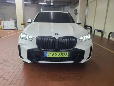 BMW X5 · 2025 год