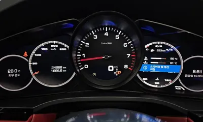 Porsche Cayenne 2020, 24868 км, за 55374.62 USD - фото 8