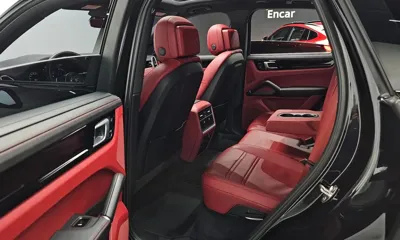 Porsche Cayenne 2020, 24868 км, за 55374.62 USD - фото 12