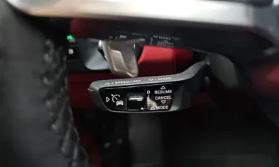 Porsche Cayenne 2020, 24868 км, за 55374.62 USD - фото 28