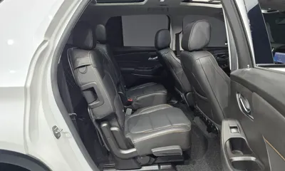 ChevroletGMDaewoo Traverse 2020, 98419 км, за 14205.48 USD - фото 12