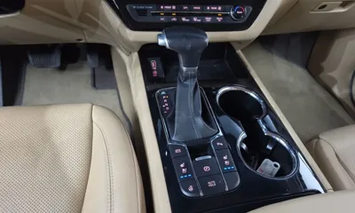 Kia Canival 2020, 62986 км, за 11356.18 USD - фото 9