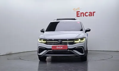 Volkswagen Tiguan 2023, 60414 км, за 17517.2 USD