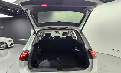 Volkswagen Tiguan 2023, 60414 км, за 17517.2 USD - фото 20