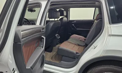 Volkswagen Tiguan 2023, 60414 км, за 17517.2 USD - фото 26