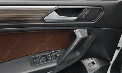 Volkswagen Tiguan 2023, 60414 км, за 17517.2 USD - фото 30