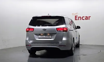 Kia Canival 2016, 171282 км, за 4430.88 USD
