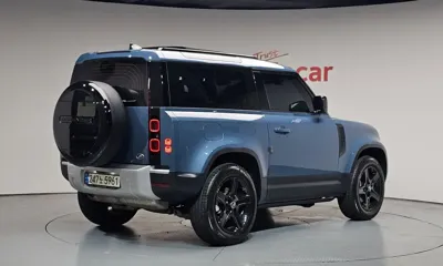 Land Rover Defender 2022, 45362 км, за 38347.51 USD