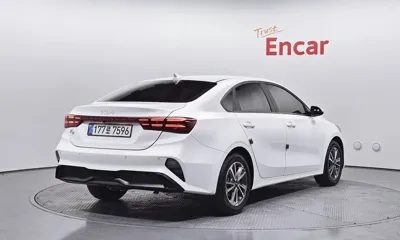 Kia K3 2024, 33119 км, за 14205.48 USD