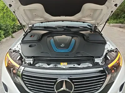 Mercedes-Benz EQC 2022, 69600 км, за 17936.67 USD - фото 20