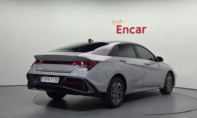 Hyundai Avante 2024, 24843 км, за 11074.92 USD