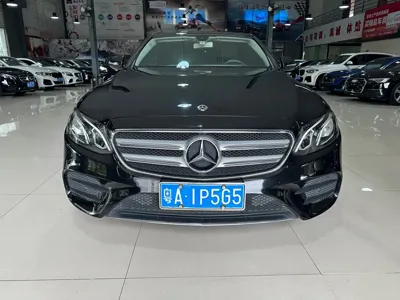Mercedes-Benz E-Class 2018, 180000 км, за 20363.16 USD