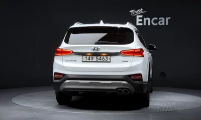 Hyundai Santafe 2019, 29400 км, за 14325.71 USD