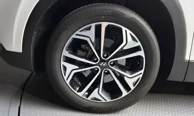 Hyundai Santafe 2019, 29400 км, за 14325.71 USD