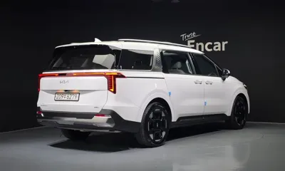 Kia Canival 2024, 68693 км, за 28733.01 USD - фото 2